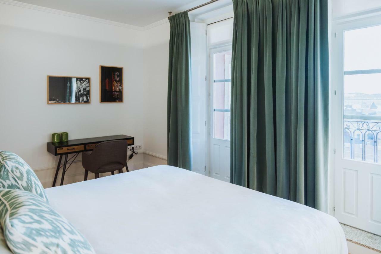 Viva 4 Suites Batalha Residence & Size Flats Batalha ポルト エクステリア 写真